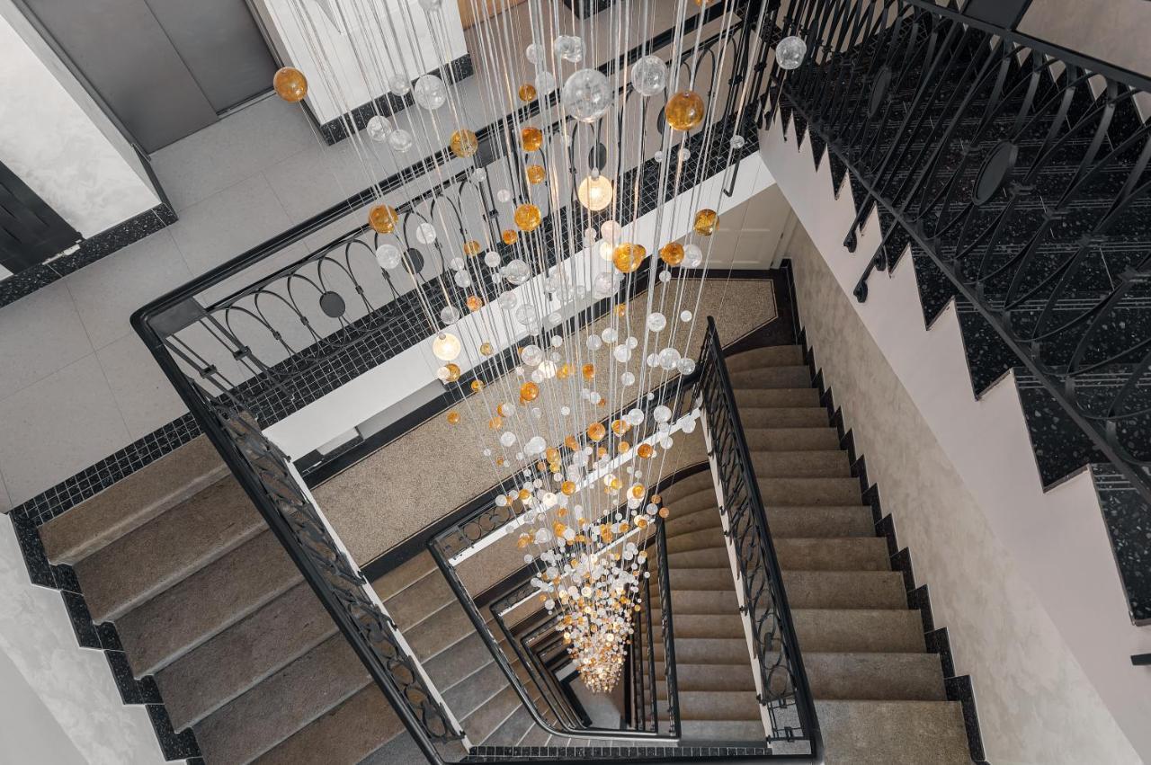 Otel Allure &
